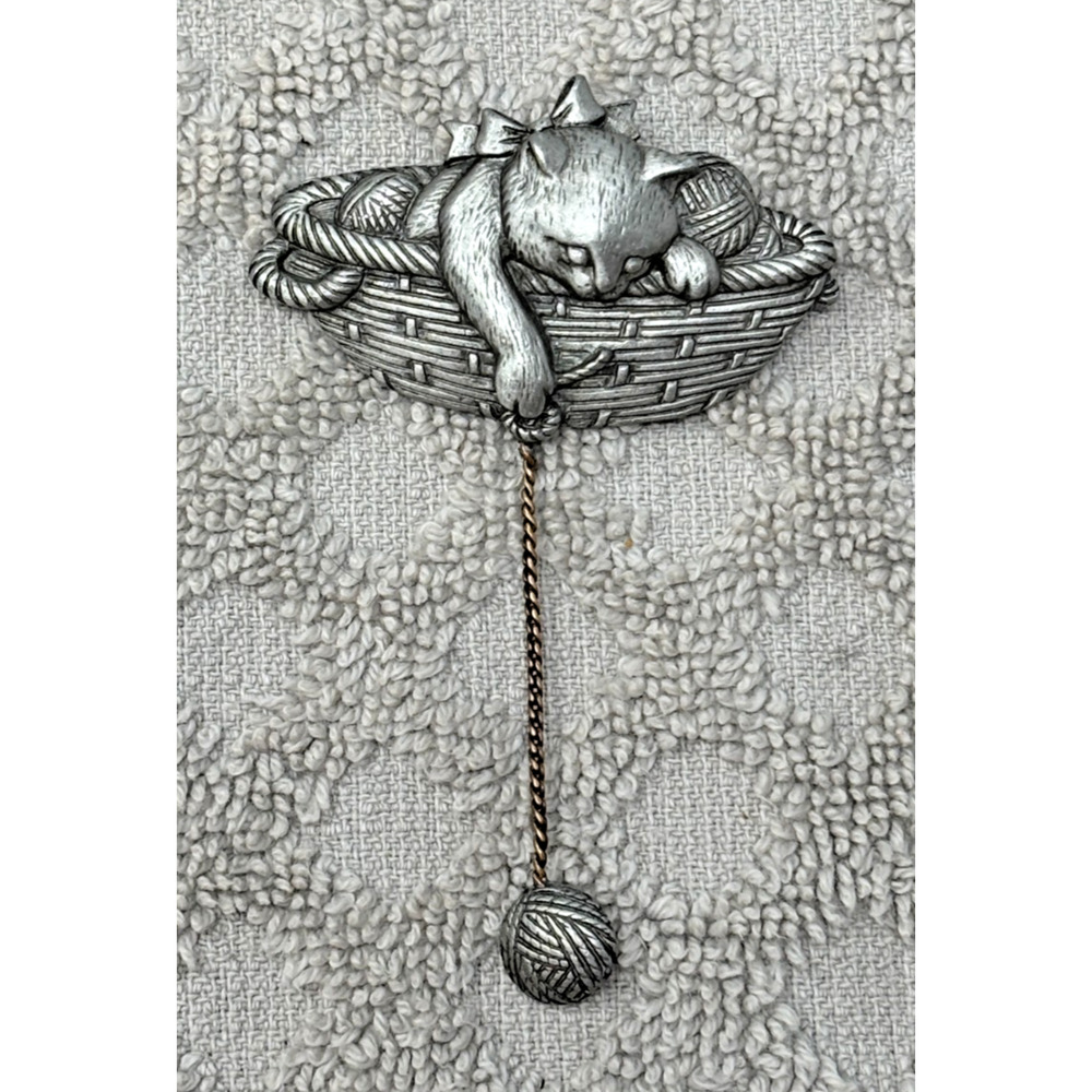 Vintage JJ JONETTE Signed Pewter Kitty‎ Cat & Mouse Articulated Brooch Pin